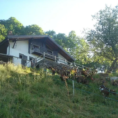 Chalet 1776 Sur Le Saix 샬레